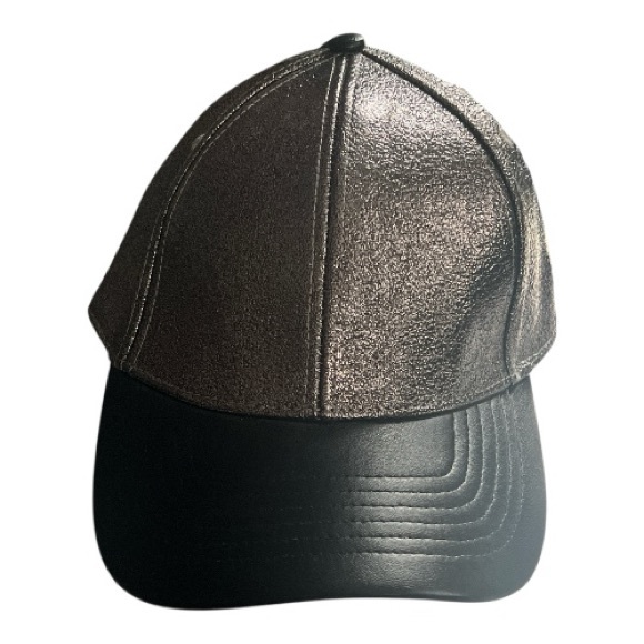 Express Shimmering Black Cap - Picture 2 of 6